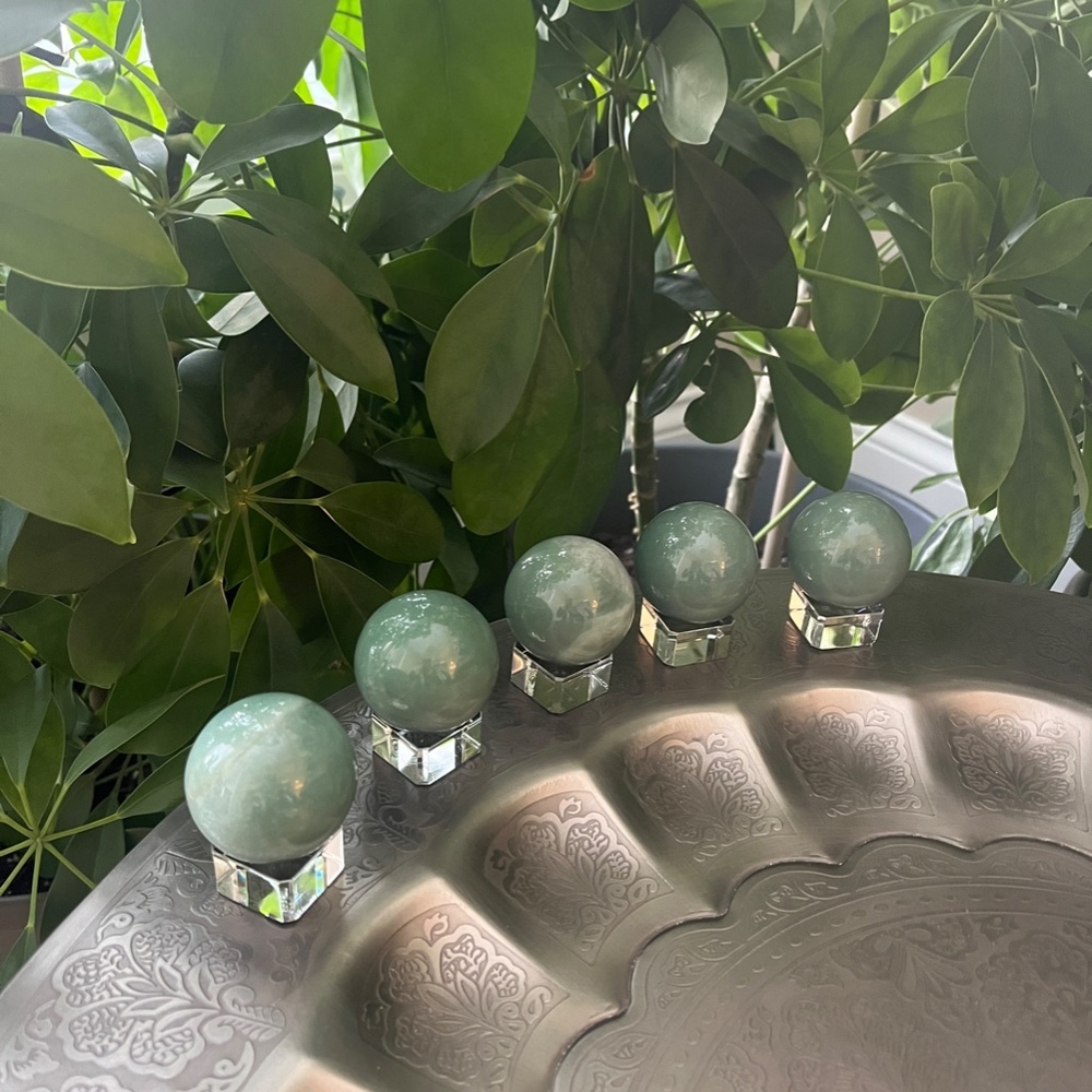 (One) Green Aventurine Sphere